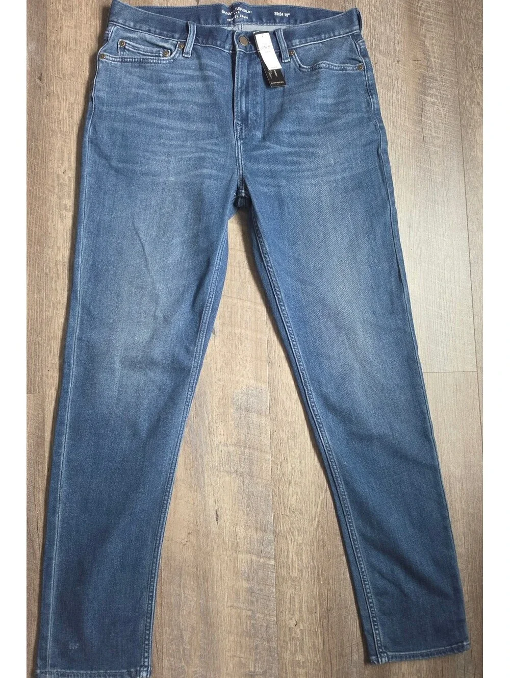 Banana Republic these banana